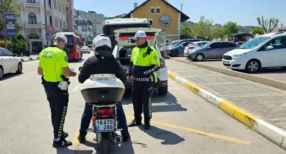 Balıkesir'de Motosiklet Denetimi: 684 Sürücüye Ceza Kesildi